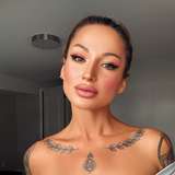 roni_paradise from onlyfans