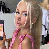 russianblondedolly from onlyfans