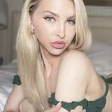 alixlynx from onlyfans
