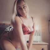 ladylauraloves from onlyfans